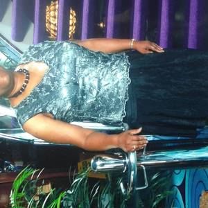 Meet your Posher, Phyllis